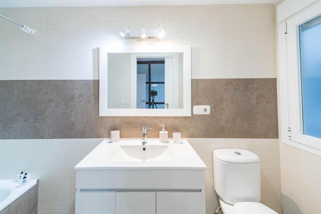 Expoholidays - Javier Sanz Apartment Almería
